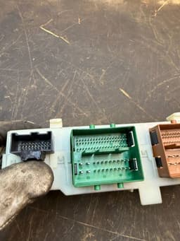 VOLVO 7G9T14C256GA 30765877 30765877AC Fuse box VOLVO S80 II (AS) (2006-2016) — thumbnail 6