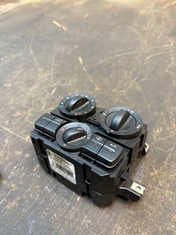 MERCEDES-BENZ A6399060000KZ A6399060000 6399060000 Heater control panel MERCEDES-BENZ VITO / VIANO (W639) (2003-2014) — thumbnail 2