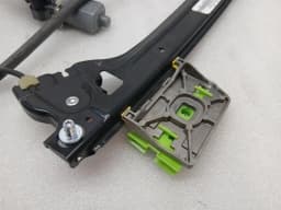 AUDI Audi R8 4S AWD Left Front Door Winder 4S7837461B Spyder Window Regulator Front Left — thumbnail 2