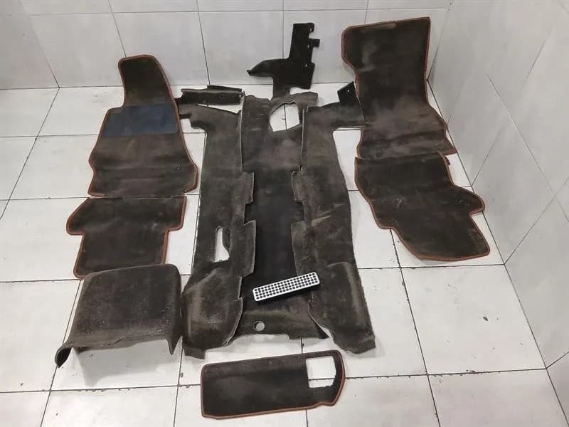 ASTON MARTIN Aston Martin Vanquish AM310 Floor Mats LHD CARPET SET Floor Mats
