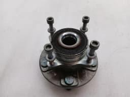 ASTON MARTIN Aston Martin Vanquish AM310 Left Rear Bearing Hub AD43-2B663-AA Rear Bearing Hub — thumbnail 4