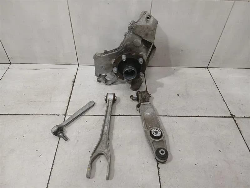 Porsche 911 991 GT3RS Mk1 Right Front Hub 99134165880 Wheel Bearing Housing Front Re