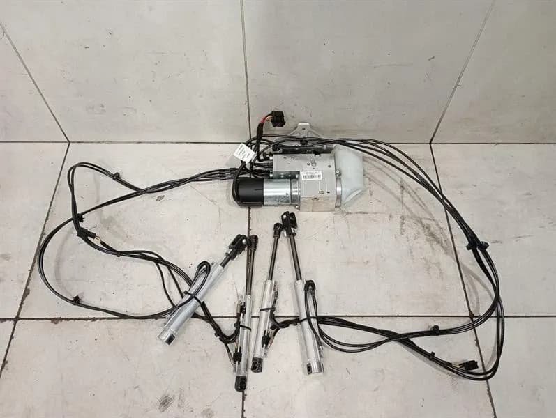 Porsche 911 992 Convertible Hydraulic Pump 992871601A Convertible Top Soft Top Pump