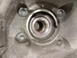 PORSCHE Porsche 911 992 Right Rear Hub 992505052BY Wheel Bearing Housing Rear Right SET — thumbnail 5