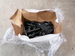 PORSCHE PORSCHE 911 993 SCREWS BOLTS FROM ONE CAR SET BOLTS — thumbnail 6