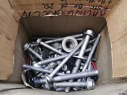 PORSCHE PORSCHE TAYCAN 9J SCREWS BOLTS FROM ONE CAR SET BOLTS — thumbnail 2