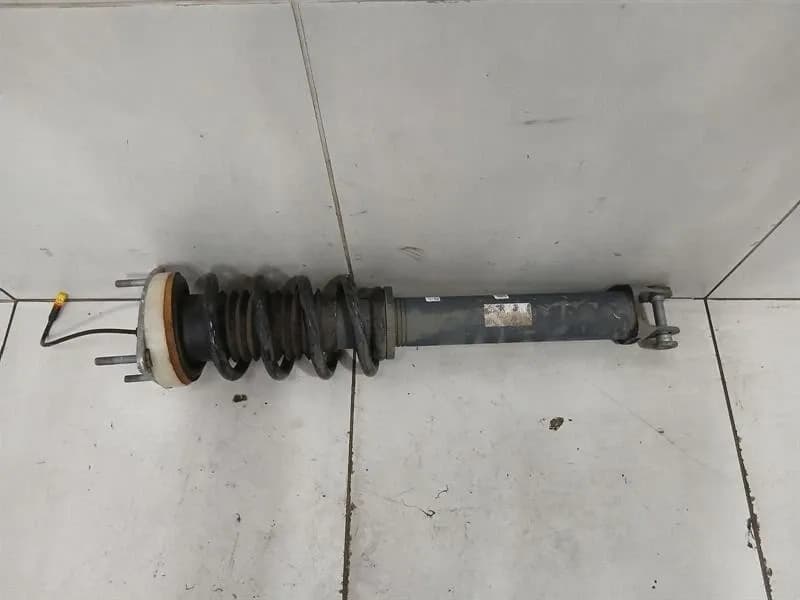 PORSCHE Porsche 911 991 shock absorber rear 99133305743 shock absorber rear PASM