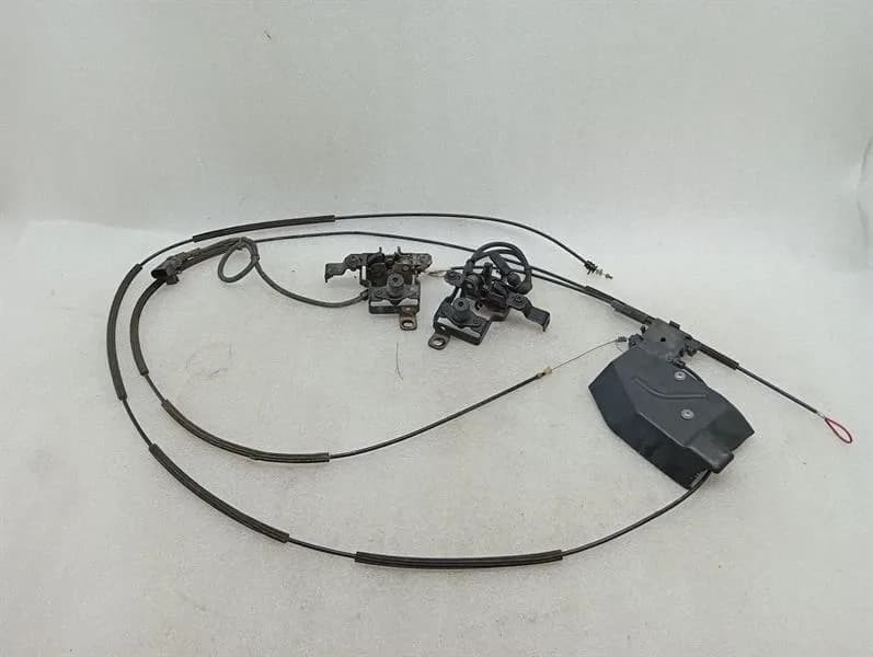Audi R8 4S Performance Boot Lock 4S8813453D Tailgate Lock
