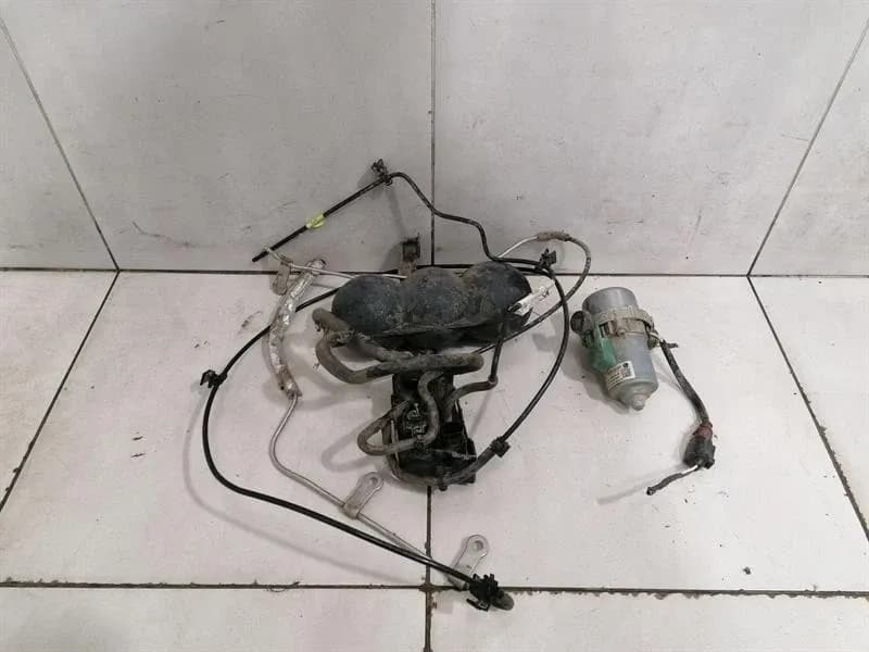 AUDI Audi R8 4S Performance Brake Vacuum Pump 8E0927317K Brake Vacuum Pump