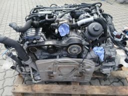 PORSCHE 2020 PORSCHE 992 911 3.0 TURBO COMPLETE ENGINE DKC DKCA 9A210093010 — thumbnail 4