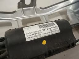 PORSCHE Porsche Cayman 981 rear spoiler 98150410905 rear spoiler drive unit — thumbnail 4