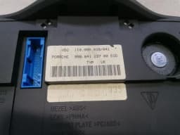 PORSCHE Porsche Boxster 986 Instrument Cluster 98664123700 Speedometer MPH MANUAL — thumbnail 10