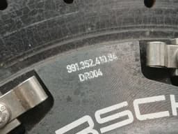 PORSCHE Porsche 911 991 GT3RS brake disc rear 99135241084 brake disc rear R PCCB — thumbnail 9