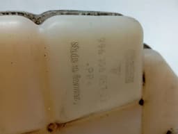 PORSCHE Porsche 911 997 expansion tank 99610605703 expansion tank cooling water — thumbnail 10
