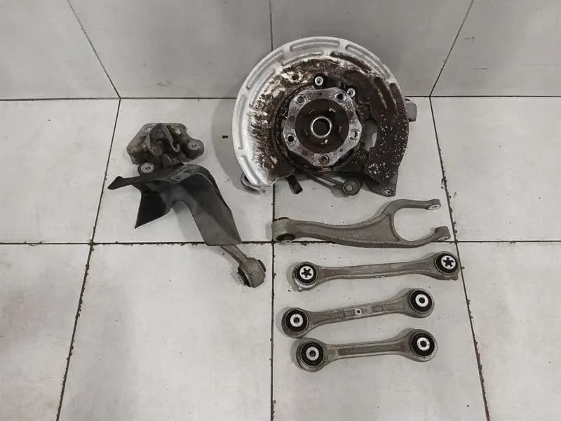 PORSCHE Porsche 911 992 Left Rear Hub 992505051BY Wheel Bearing Housing Rear Left SET