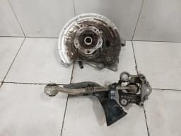 PORSCHE Porsche 911 992 Left Rear Hub 992505051BY Wheel Bearing Housing Rear Left SET — thumbnail 4