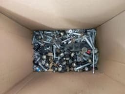 PORSCHE PORSCHE 911 992 SCREWS BOLTS FROM ONE CAR SET BOLTS — thumbnail 1