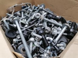 PORSCHE PORSCHE TAYCAN 9J SCREWS BOLTS FROM ONE CAR SET BOLTS — thumbnail 1