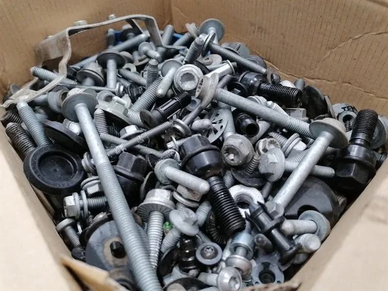 PORSCHE PORSCHE TAYCAN 9J SCREWS BOLTS FROM ONE CAR SET BOLTS