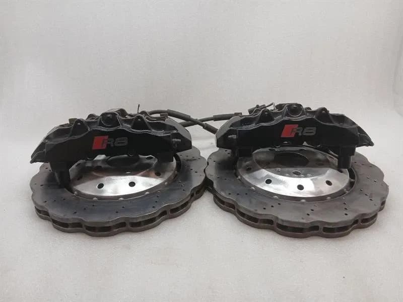 AUDI Audi R8 4S brake caliper 4S0615106F front set brake caliper front set front set