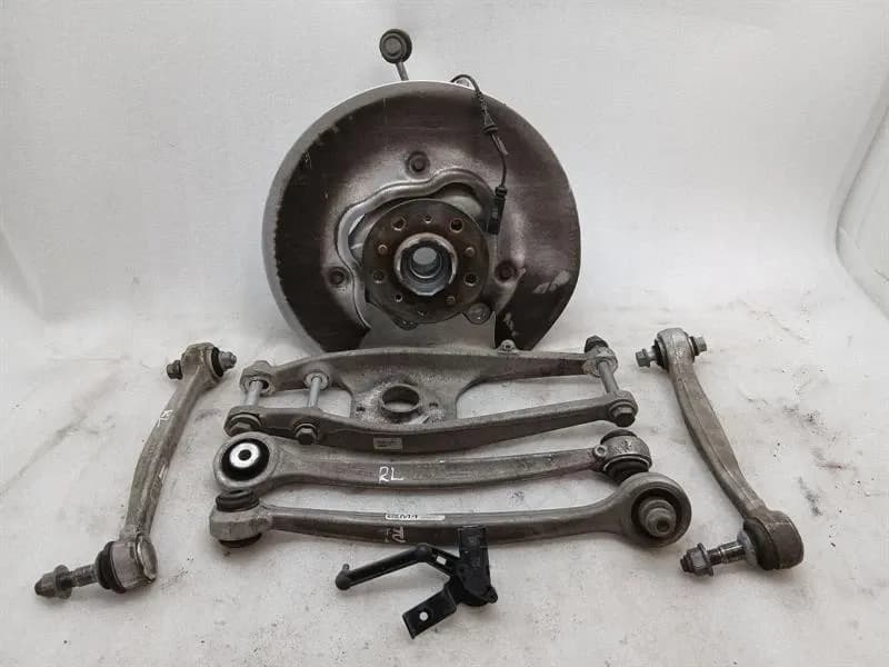 BMW 3 Series M3 G80 G20 Left Rear Hub 8095657 Wheel Bearing Housing Rear Left