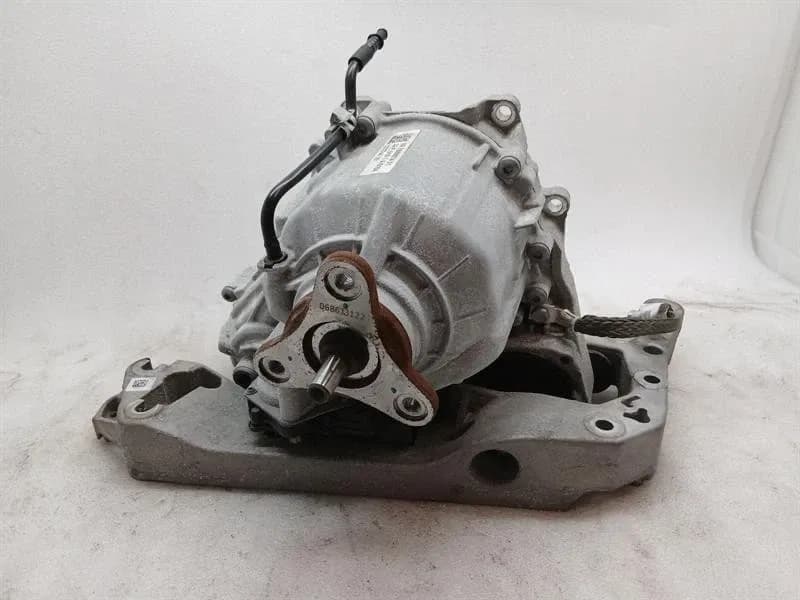 BMW BMW 3 Series M3 G80 G20 Transfer Box 7888874 Transfer Case AWD LCI