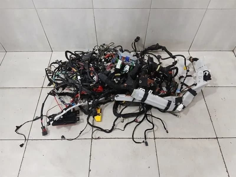 BMW BMW 3 SERIES M3 G80 G20 LCI MAIN BODY WIRING LOOM 6807487 RIGHT HAND DRIVE RHD