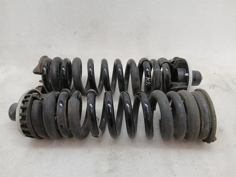 BMW BMW 3 M3 G80 G20 coil spring rear 6898611 rear set suspension spring rear