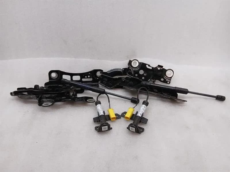 BMW BMW 3 M3 G80 G20 BONNET HINGE 7450590 7449430 ACTUATOR HOOD HINGE SET KIT
