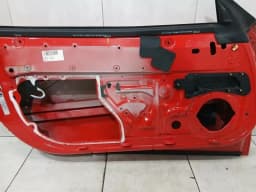 FERRARI Ferrari California T F149 14-17 left front door 85037111 door front left — thumbnail 8