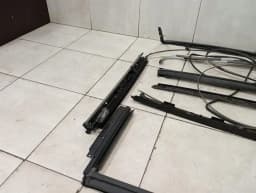 MERCEDES-BENZ Mercedes C Class W205 Sunroof Frame A2057800175 Sunroof Frame — thumbnail 3