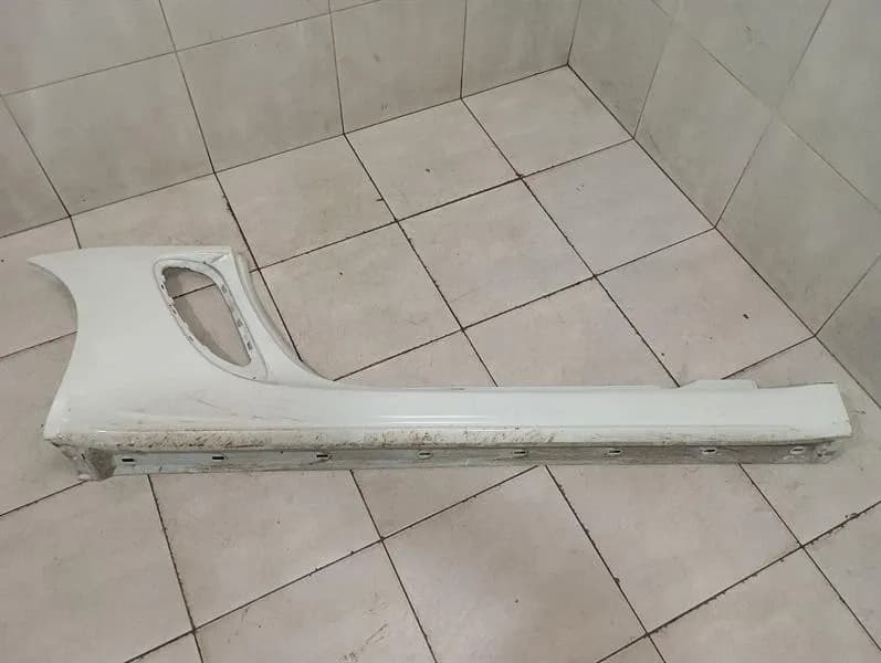 Porsche Cayman 718 GT4RS right side skirt 982854884G side sill right