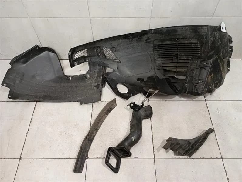 Porsche Cayman 718 GT4RS FRH Wheel Arch Liner 9GT809958 Wheel Arch Cover Vo Re
