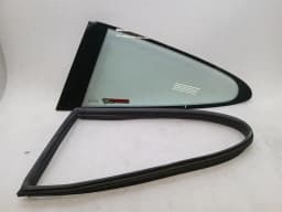 PORSCHE Porsche 911 996 Left Rear 1/4 Glass 99654311103 Door Window 1/4 Rear LH — thumbnail 1