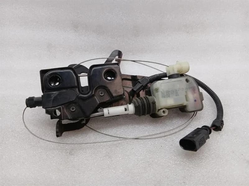 Porsche 911 991 Bonnet Lock 99162411701 Bonnet Lock