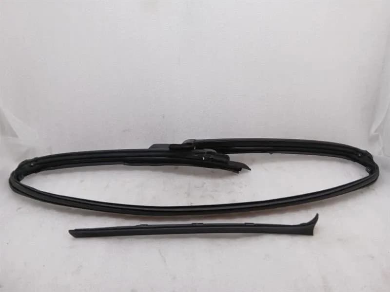 PORSCHE PORSCHE 911 992 FRONT SEAL 992845121D WINDSCREEN SEALS CONVERTIBLE