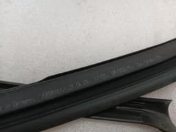 PORSCHE PORSCHE 911 992 FRONT SEAL 992845121D WINDSCREEN SEALS CONVERTIBLE — thumbnail 7