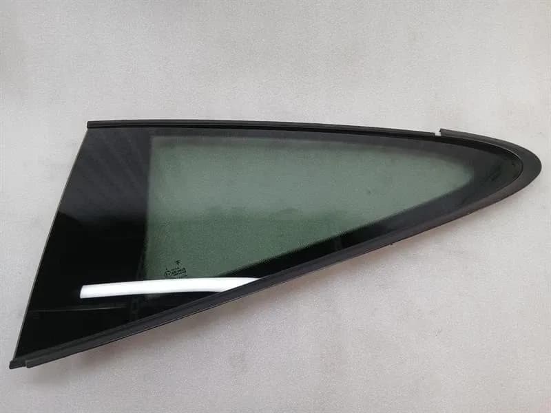 PORSCHE Porsche 911 991 Left Rear 1/4 Glass 99154311110 Door Window 1/4 Rear LH