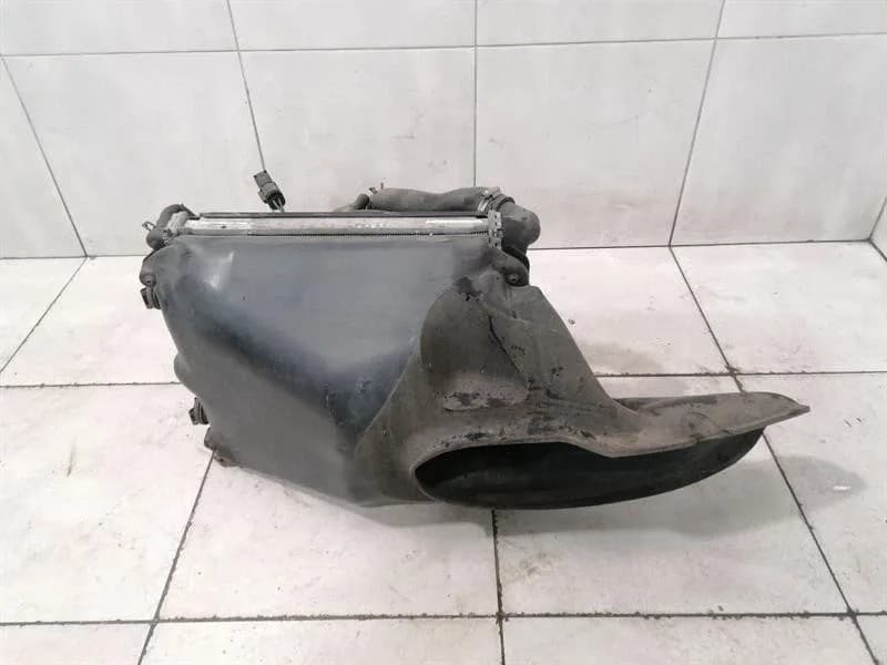 PORSCHE Porsche 911 996 radiator pack 99610613150 right radiator package right