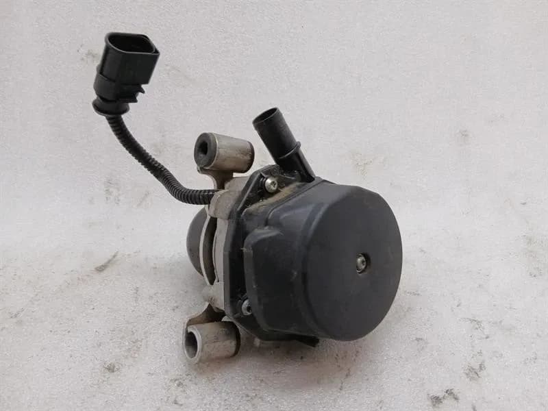 PORSCHE Porsche 911 991 Air Pump 9A160510472 Air Pump Turbo S