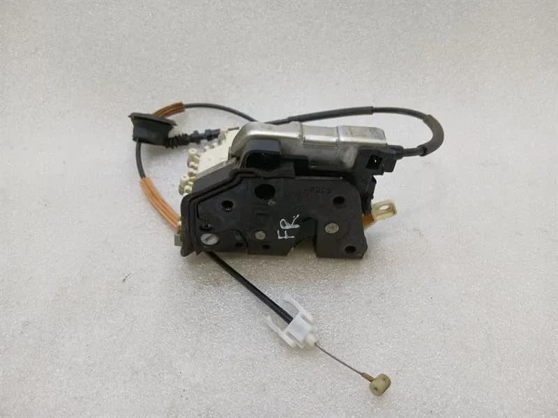 PORSCHE Porsche 911 991 door lock 8J1837016C right LHD door lock