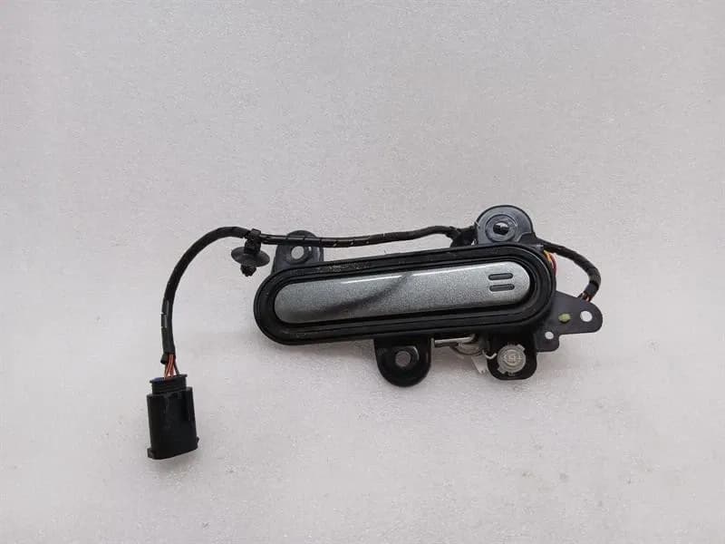 ASTON MARTIN Aston Martin Vanquish AM310 door handle 4G43-22404-AE RIGHT door handle