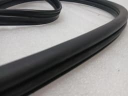 ASTON MARTIN Aston Martin DB9 COUPE Door Seal 4G43-F20709-AJ LEFT Door Seals — thumbnail 4