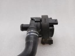 FERRARI Ferrari Roma F169 additional cooling pump 291349 coolant pump pump — thumbnail 6
