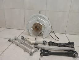 BMW BMW 8 Series 18--25 G16 M8 Right Rear Hub 9504000 Wheel Bearing Housing Rear Right — thumbnail 1
