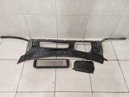 FERRARI FERRARI 360 F131 65875200 RHD FERRARI WINDSHIELD PLATE — thumbnail 10