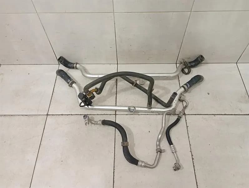 FERRARI Ferrari 360 F131 Cooling Pipe 181746 Front Cooling Water Hose Hose