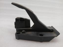 FERRARI Ferrari California T F149 14-17 Throttle Pedal (Electrical) 243117 Throttle Pedal — thumbnail 5