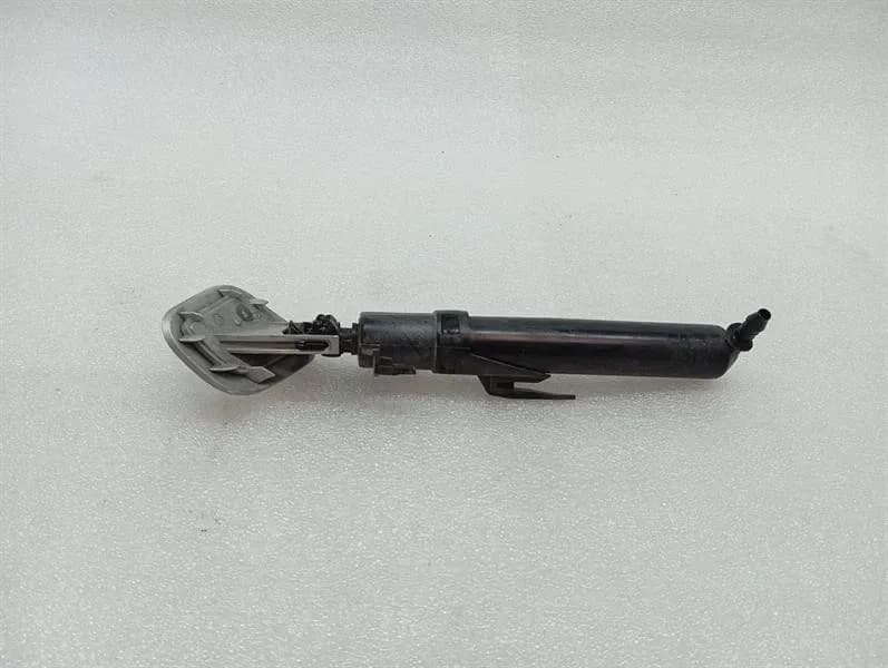 Ferrari 458 F142 headlamp washer jet 83130200 right headlight cleaning system