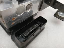 ASTON MARTIN Aston Martin Vanquish AM310 A.B.S Pump DD23-2C405-AB ABS Pump Hydraulic Block — thumbnail 6